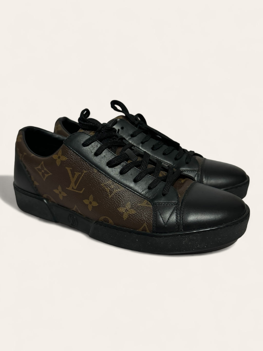 Louis Vuitton Monogram Sneaker SZ UK 7 / EU 41.5, photo 1