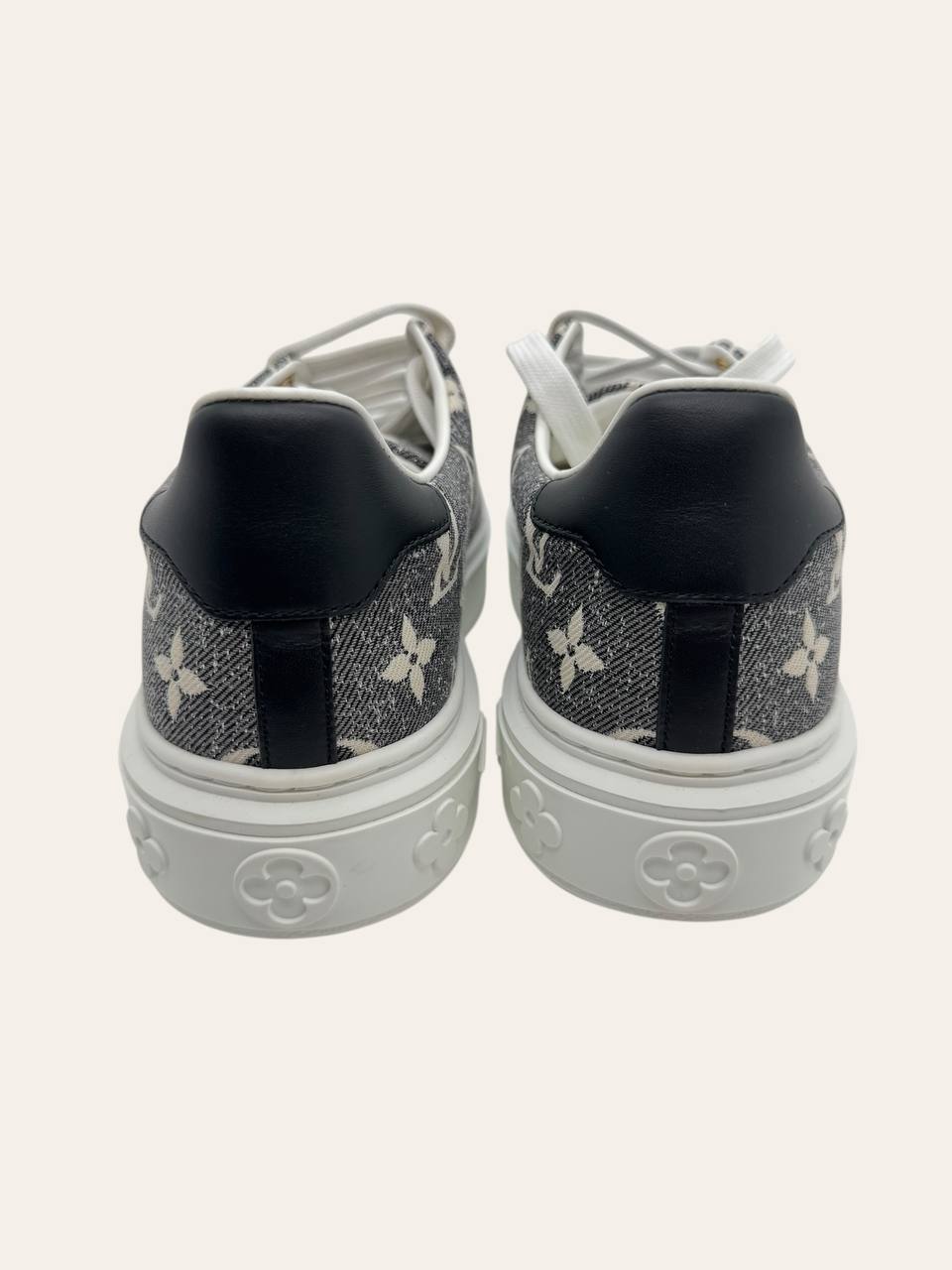 Louis Vuitton Time Out Sneaker Size 37, photo 2