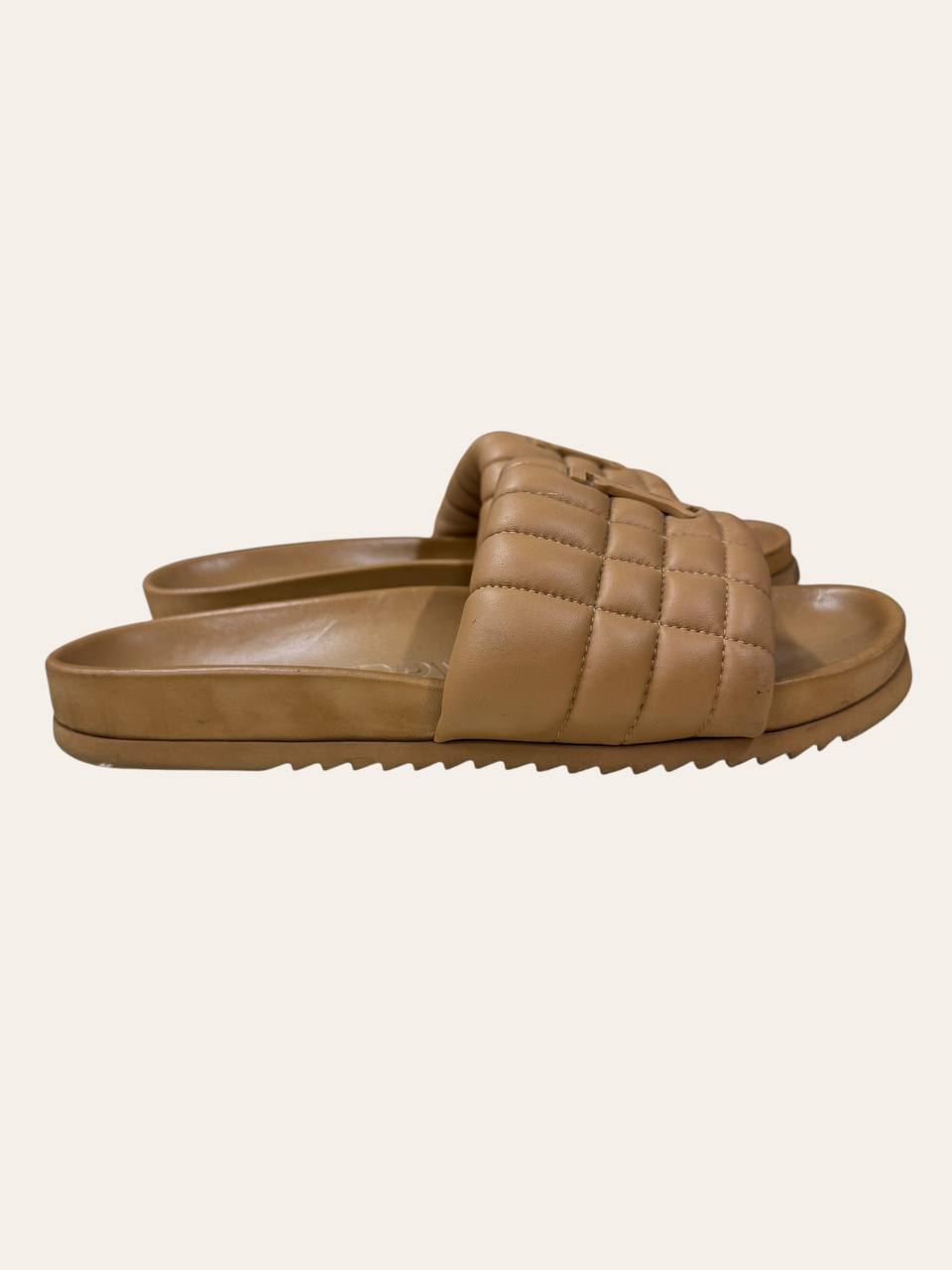 Burberry TB Padded Slides Size 43, photo 3