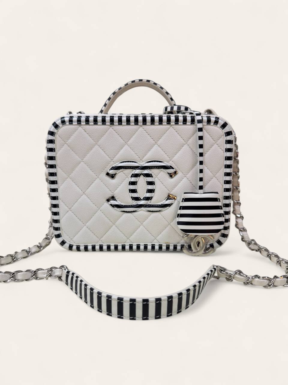 Chanel Filigree Vanity, photo 1