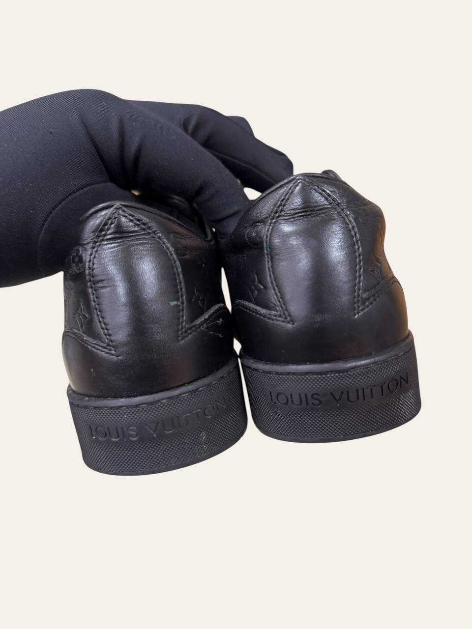 Louis Vuitton Embossed Monogram Sneaker Size 37, photo 3