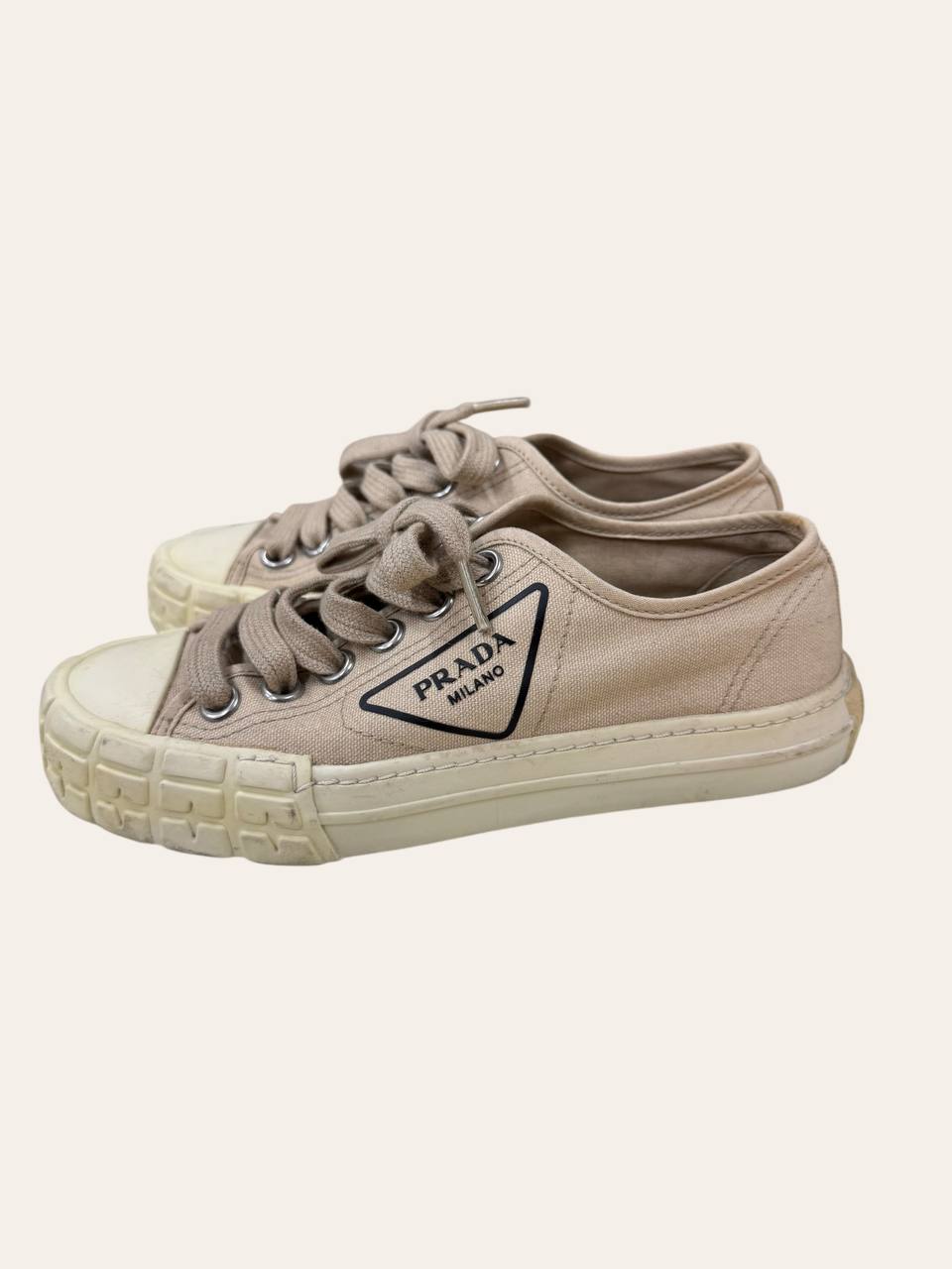 Prada Wheel Sneaker Size 35, photo 4