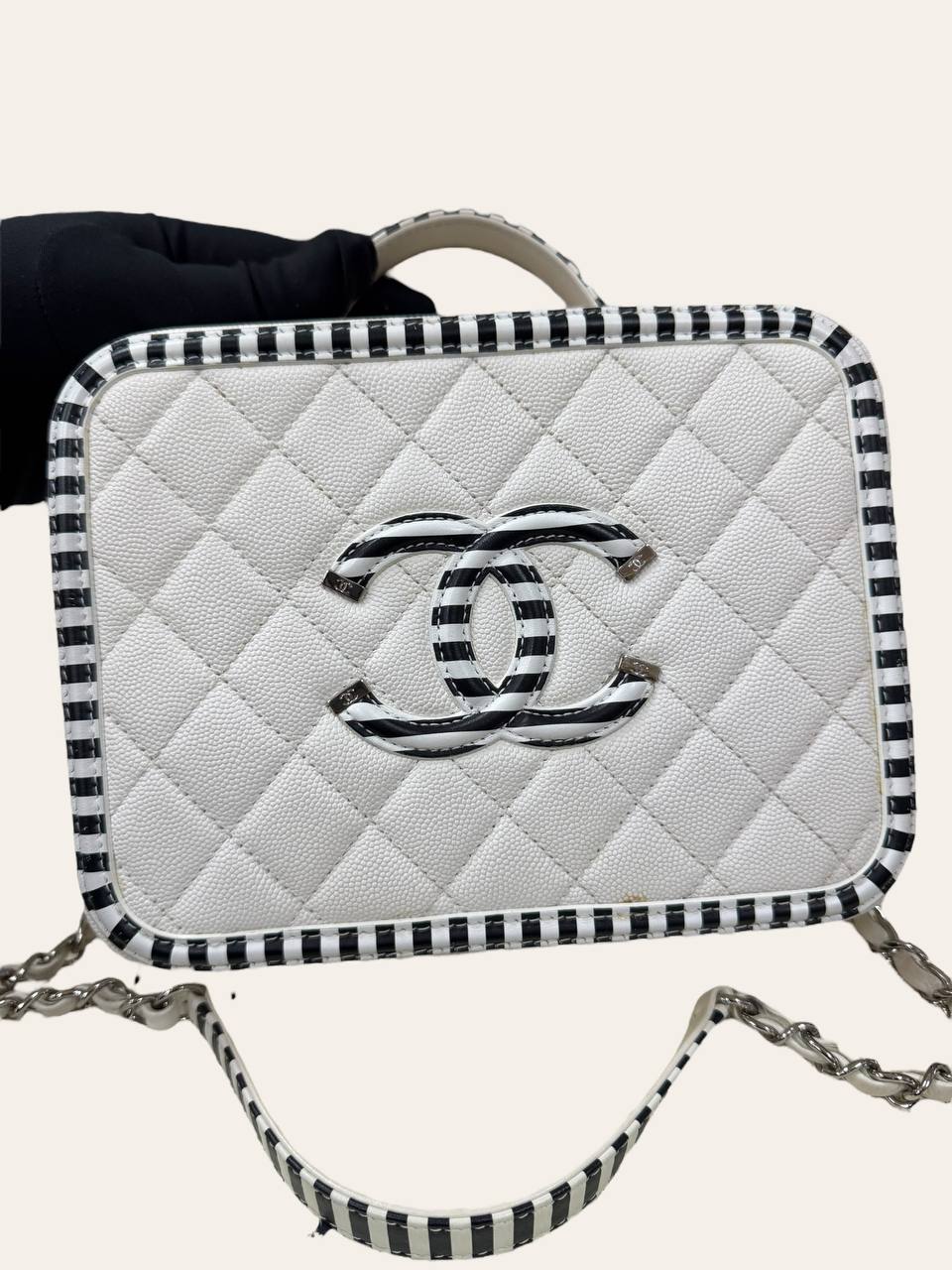 Chanel Filigree Vanity, photo 5