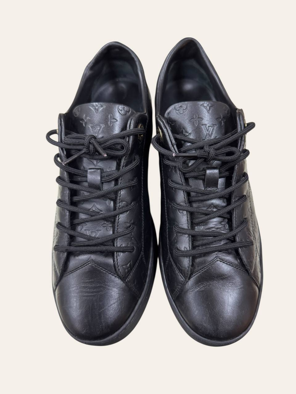 Louis Vuitton Embossed Monogram Sneaker Size 37, photo 5