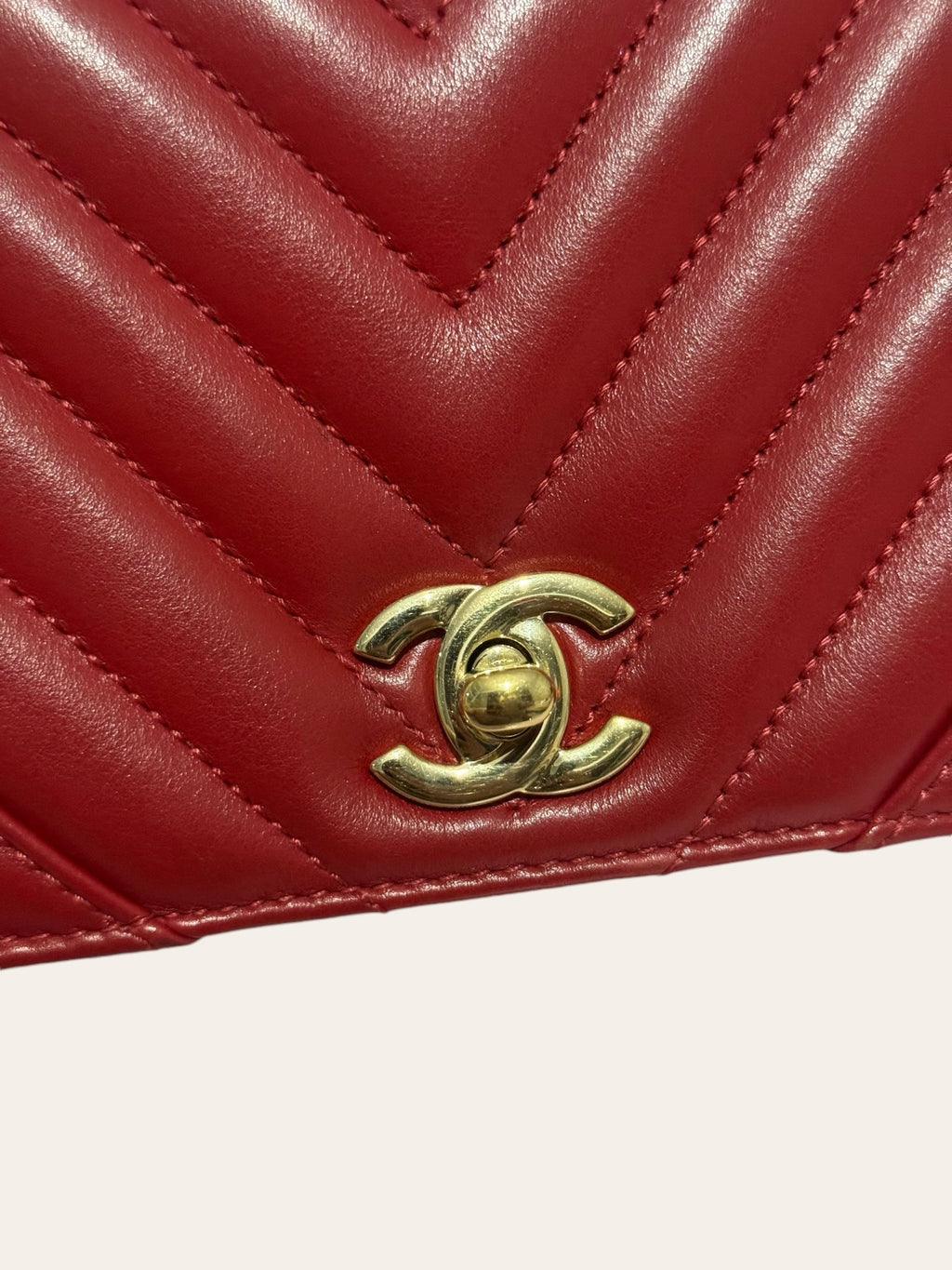 Chanel Chevron Mini Statement Flap, photo 3