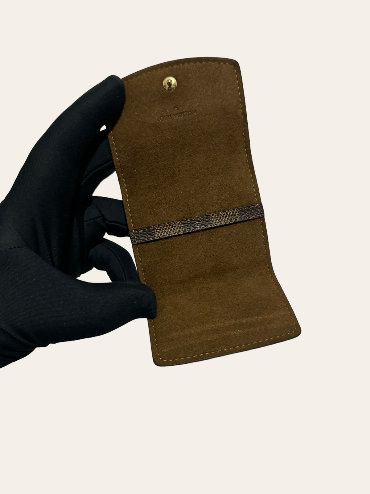 Louis Vuitton Damier Ebene Cuff Case, photo 5