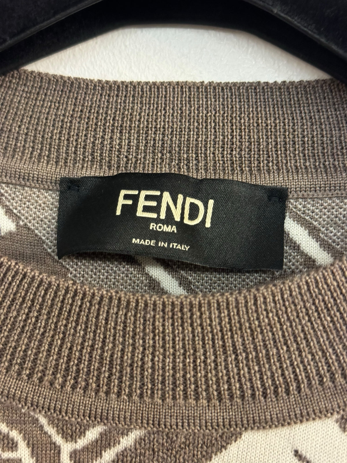 Fendi OLock Logo Sweatshirt, photo 3