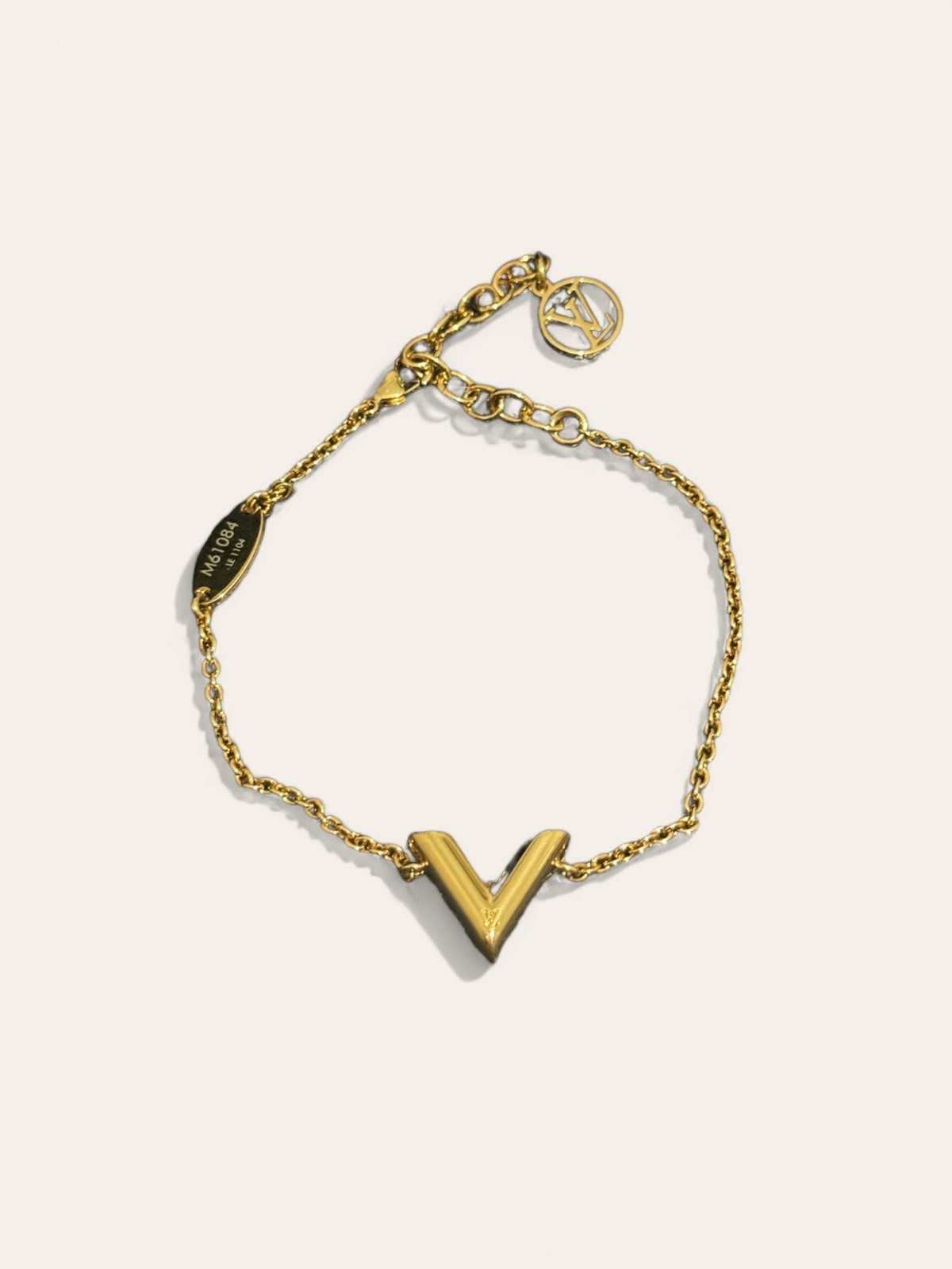 Louis Vuitton Essential V Bracelet, photo 1